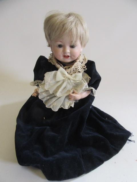 A Catterfelder Puppenfabrik bisque socket head doll Image