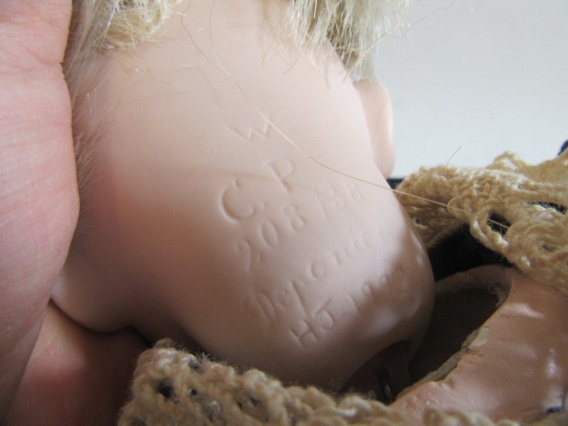 A Catterfelder Puppenfabrik bisque socket head doll Image