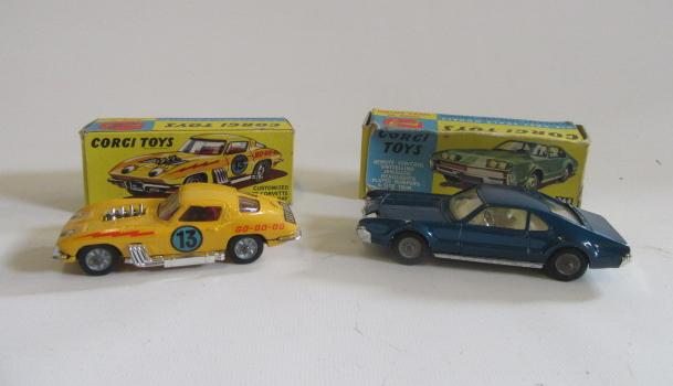 Corgi 264 Oldsmobile Toronado and 337 Chevrolet Stingray Image