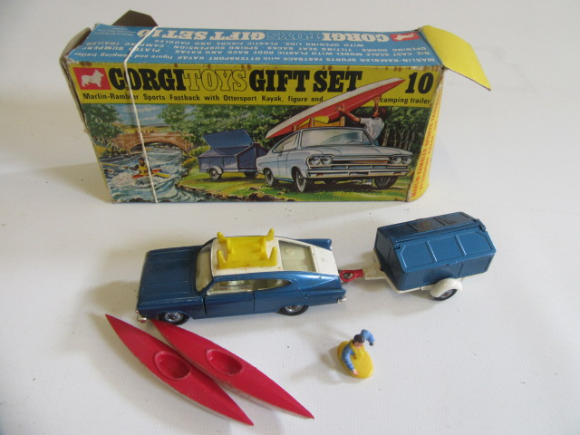 Corgi Gift Set No 10 Marlin Rambler and Kayak Image