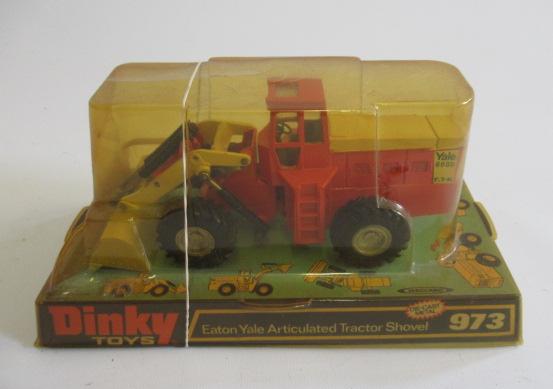 Dinky 973 Yale Tractor Shovel Image