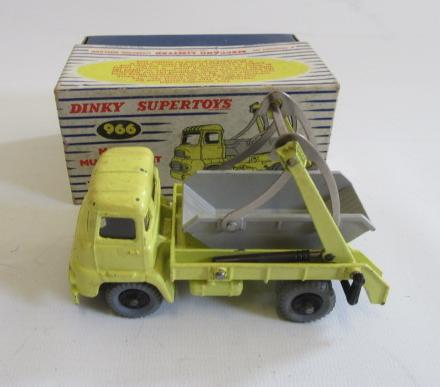 Dinky 966 Marrel multi bucket unit Image