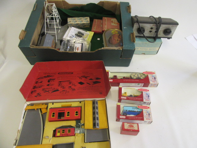 Trackside accessories by Hornby and others including station set Image