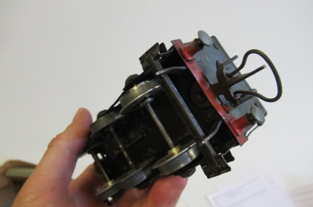 Hornby 20v electric 4-4-0 Eton locomotive and tender Image