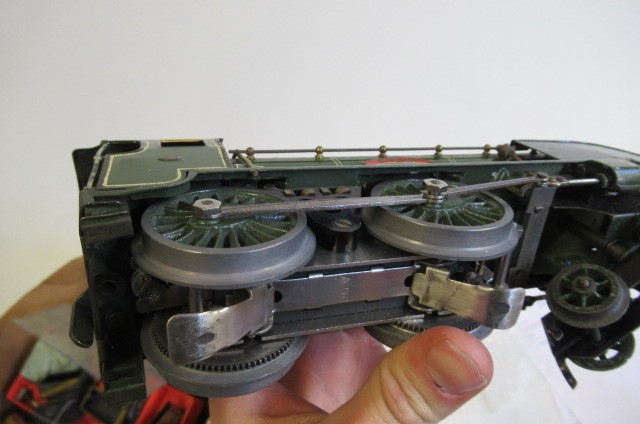 Hornby 20v electric 4-4-0 Eton locomotive and tender Image