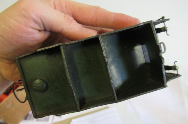 Hornby 20v electric 4-4-0 Eton locomotive and tender Image