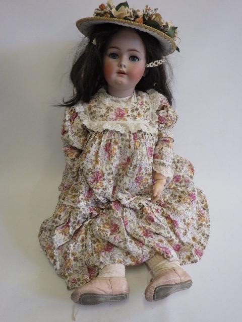 A Simon & Halbig for Heinrich Handwerck bisque socket head doll Image