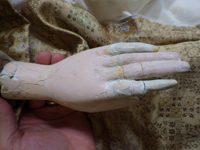 A large composition shoulder head Elizabeth I peg doll Image