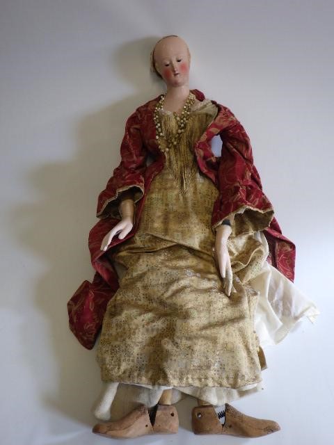 A large composition shoulder head Elizabeth I peg doll Image