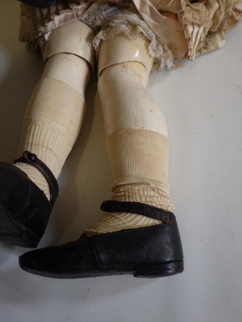 A Bru Jne. & Cie bisque socket head doll Image