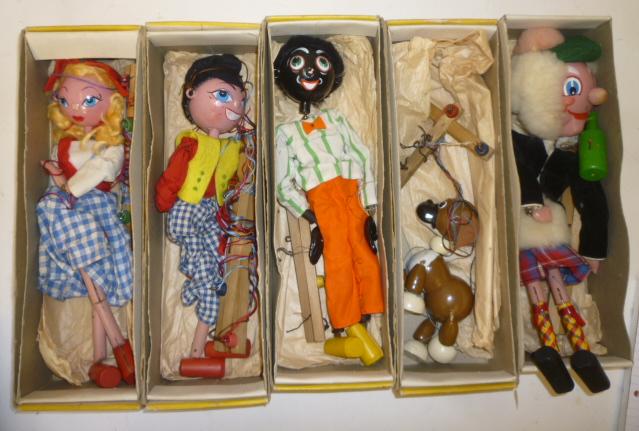 Five Pelham Puppets; Dutch Girl Image