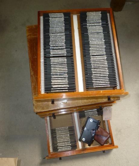 A collection of three hundred and forty coloured stereoscopic slides with Cenei (Germany) folding Image