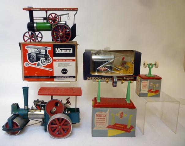 A Mamod TE1A traction engine Image