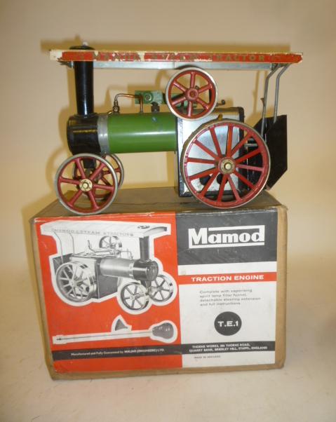 A Mamod T.E.1 Steam Traction Engine Image