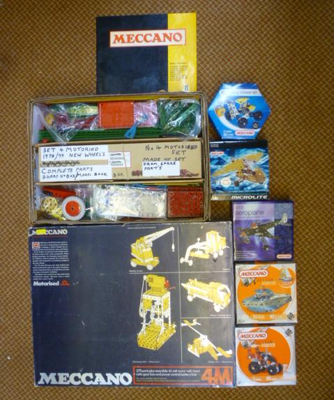 A Meccano 4M Set Image