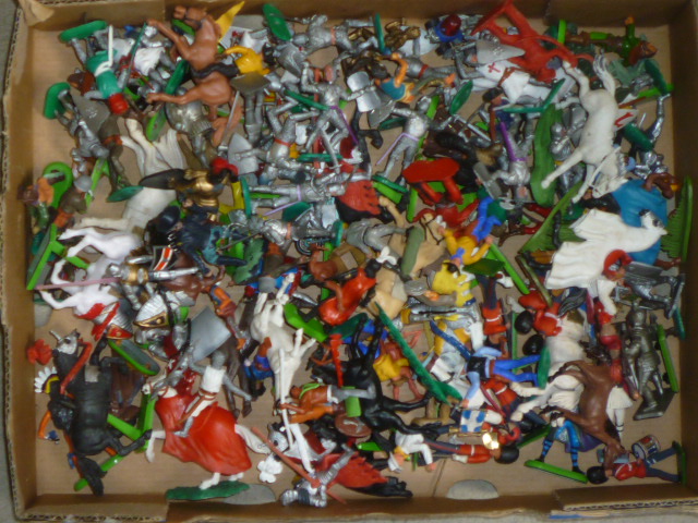 A quantity of Britains Detail and other plastic medieval and later soldiers Image