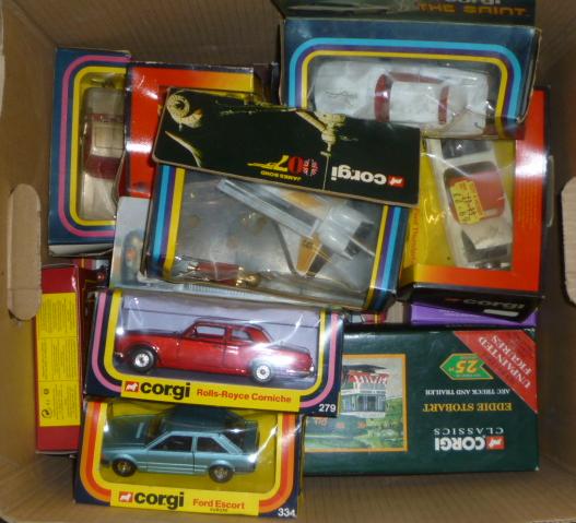 Twenty Corgi models including 649 007 Space Shuttle Image