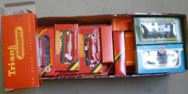 Goods rolling stock by Hornby Image