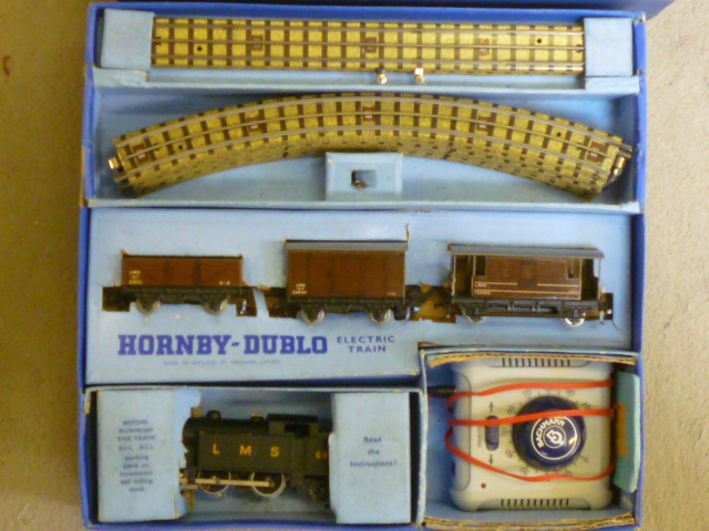 Hornby Dublo EDG7 Train Set with black 0-6-2 L.M.S. tank Image