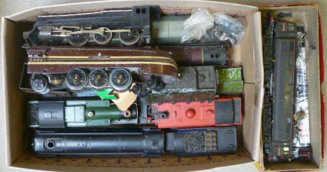 Playworn Trix Twin and Triang locomotives including Trix Coronation Image