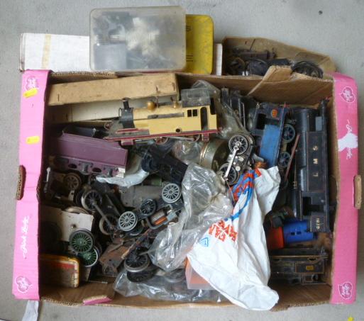 A large quantity of playworn parts Image