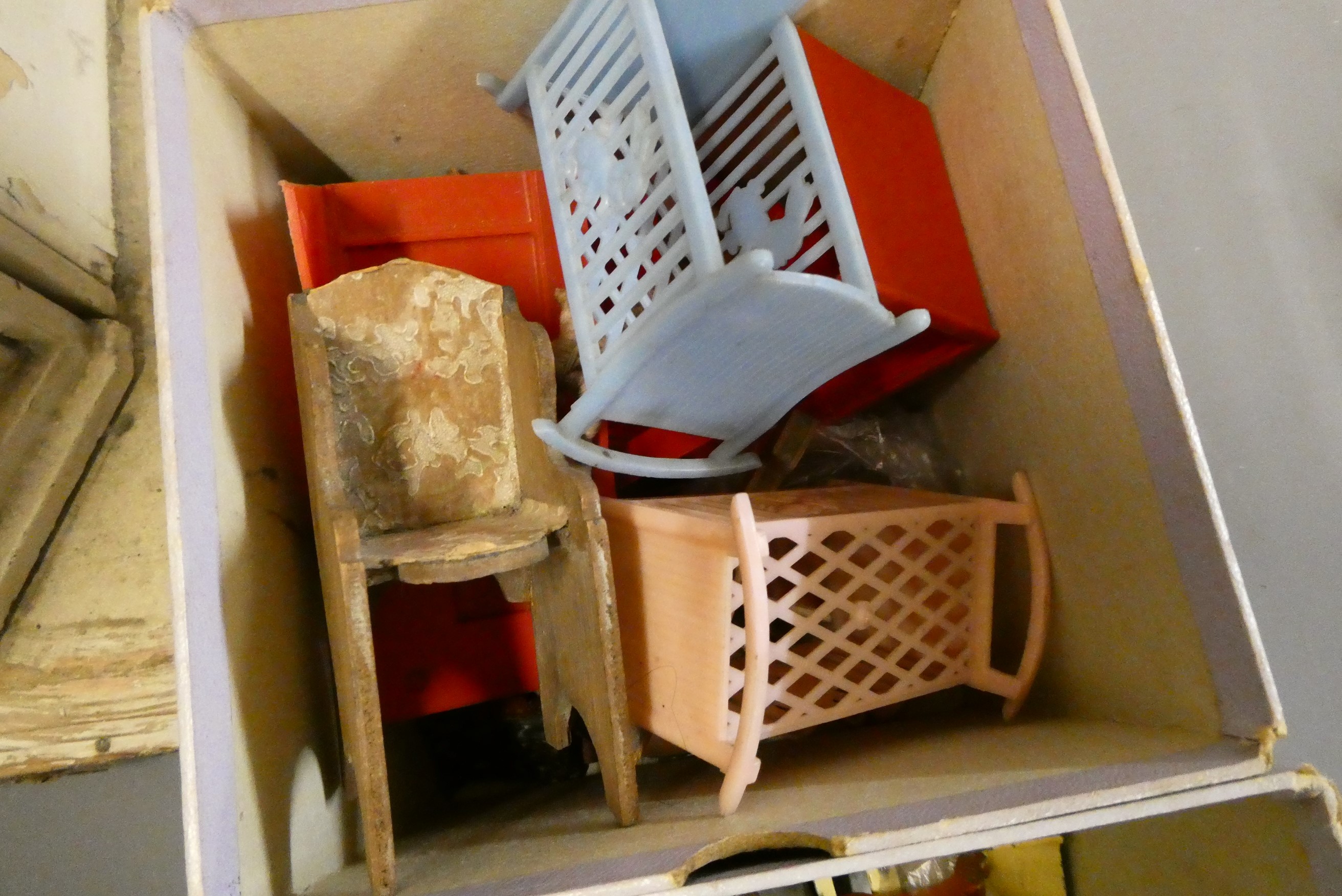 Vintage doll's house and accessories Image