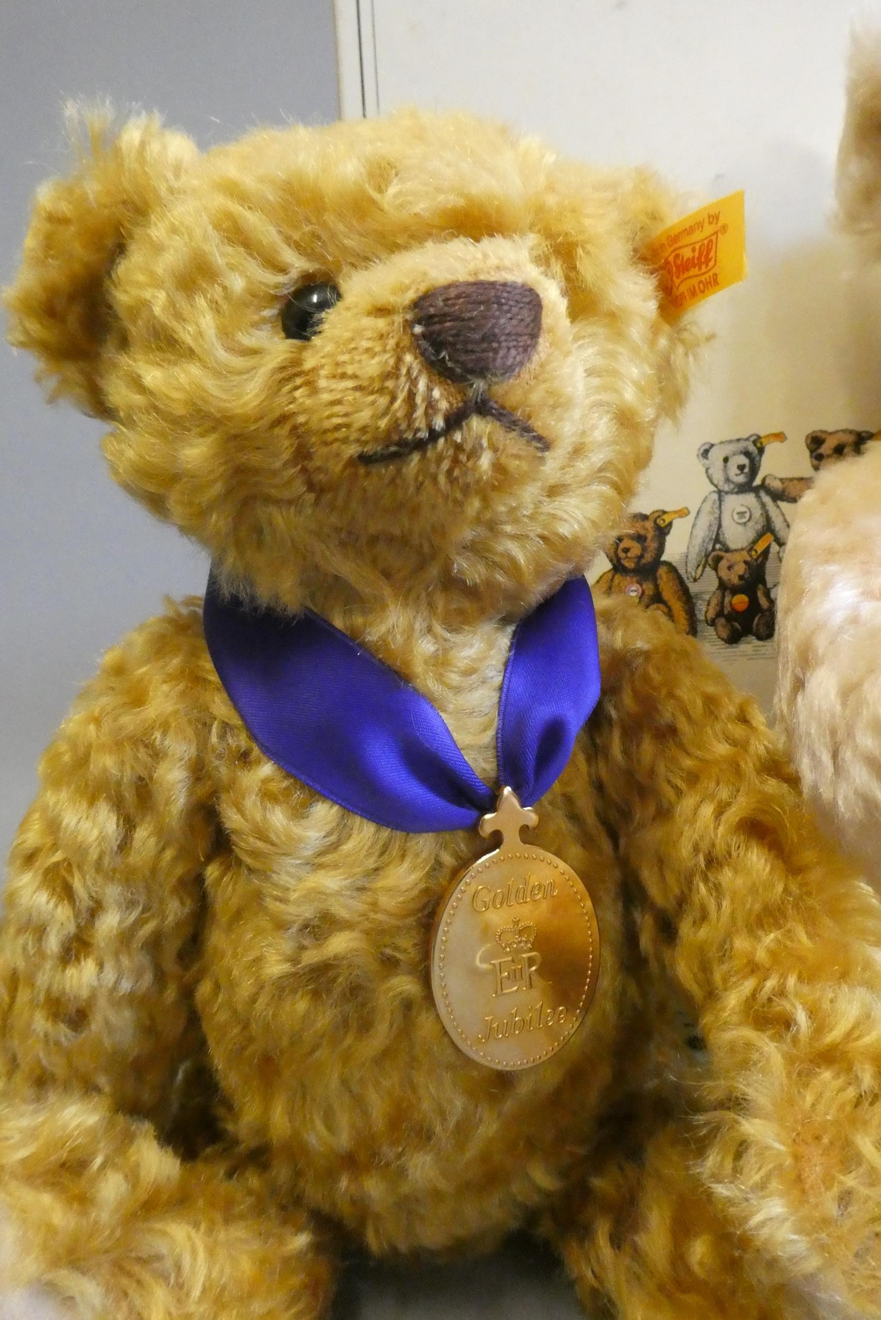 A Steiff 1920 Classic teddy bear Image