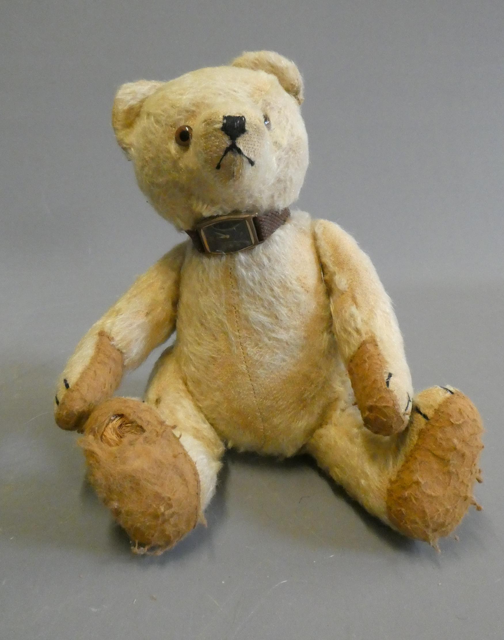 A possible Steiff growling teddy bear, 1940s, straw filled, with light blond plush Image