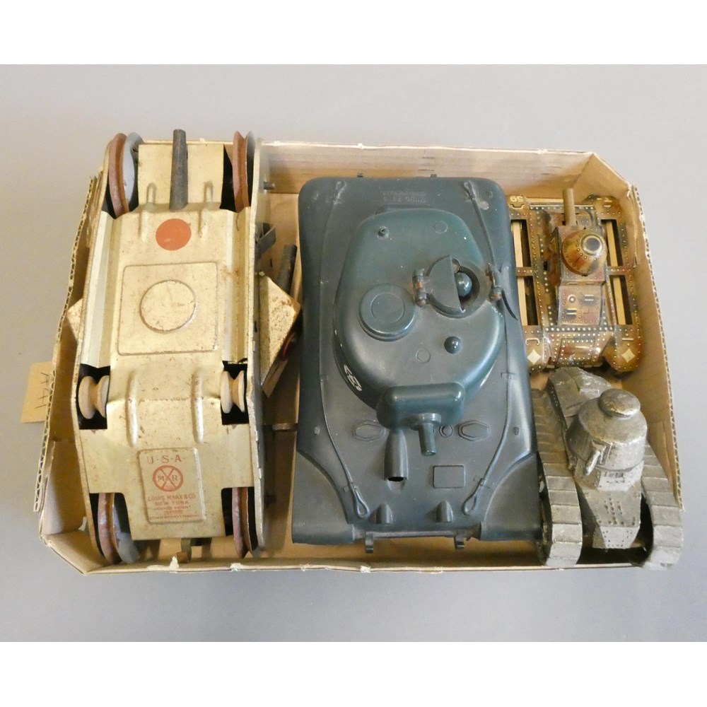 Triang R449 Clockwork Four army tanks comprising triang clockwork tank (missing gun barrel ...