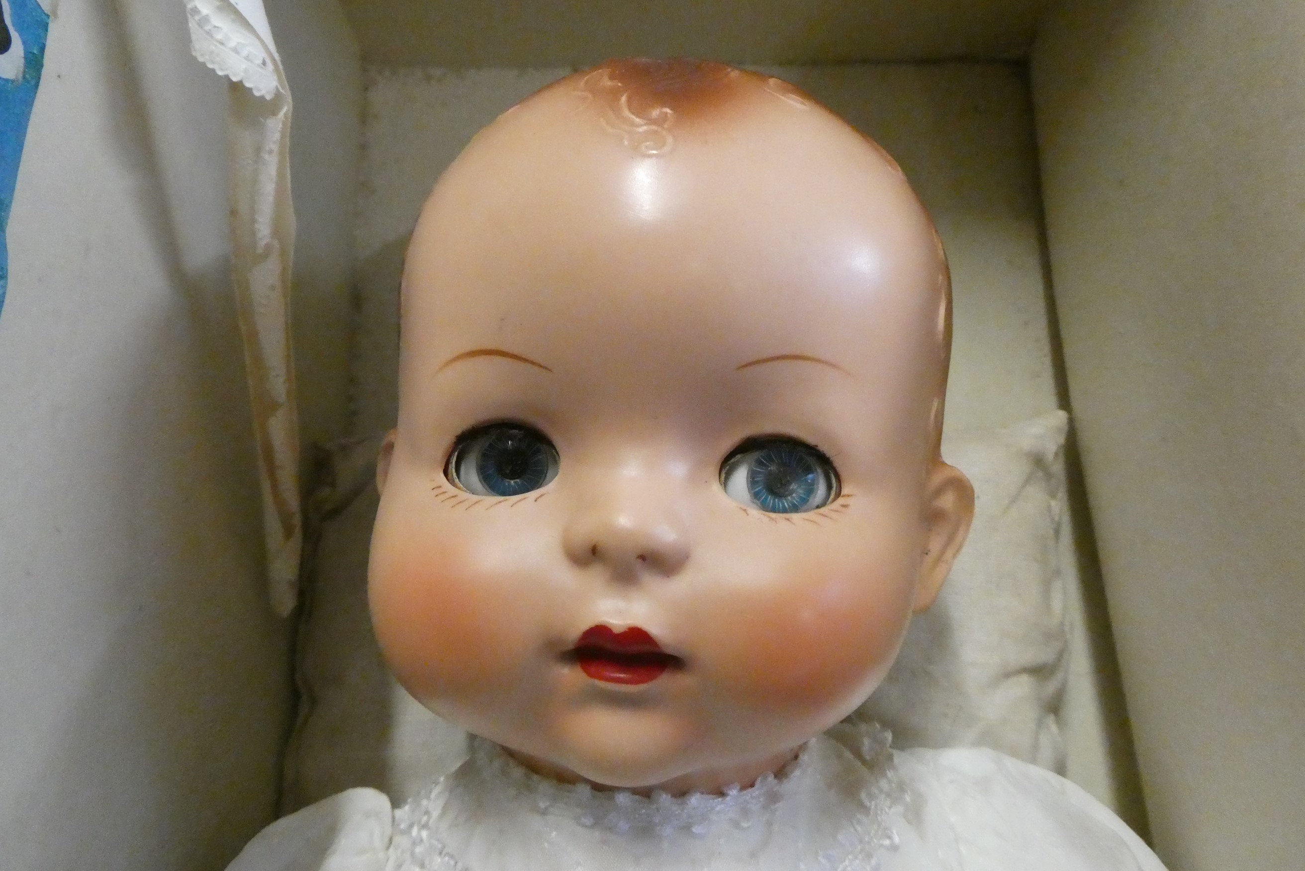 Two Pedigree dolls, both in original blue Pedigree boxes, largest doll 18" long Image
