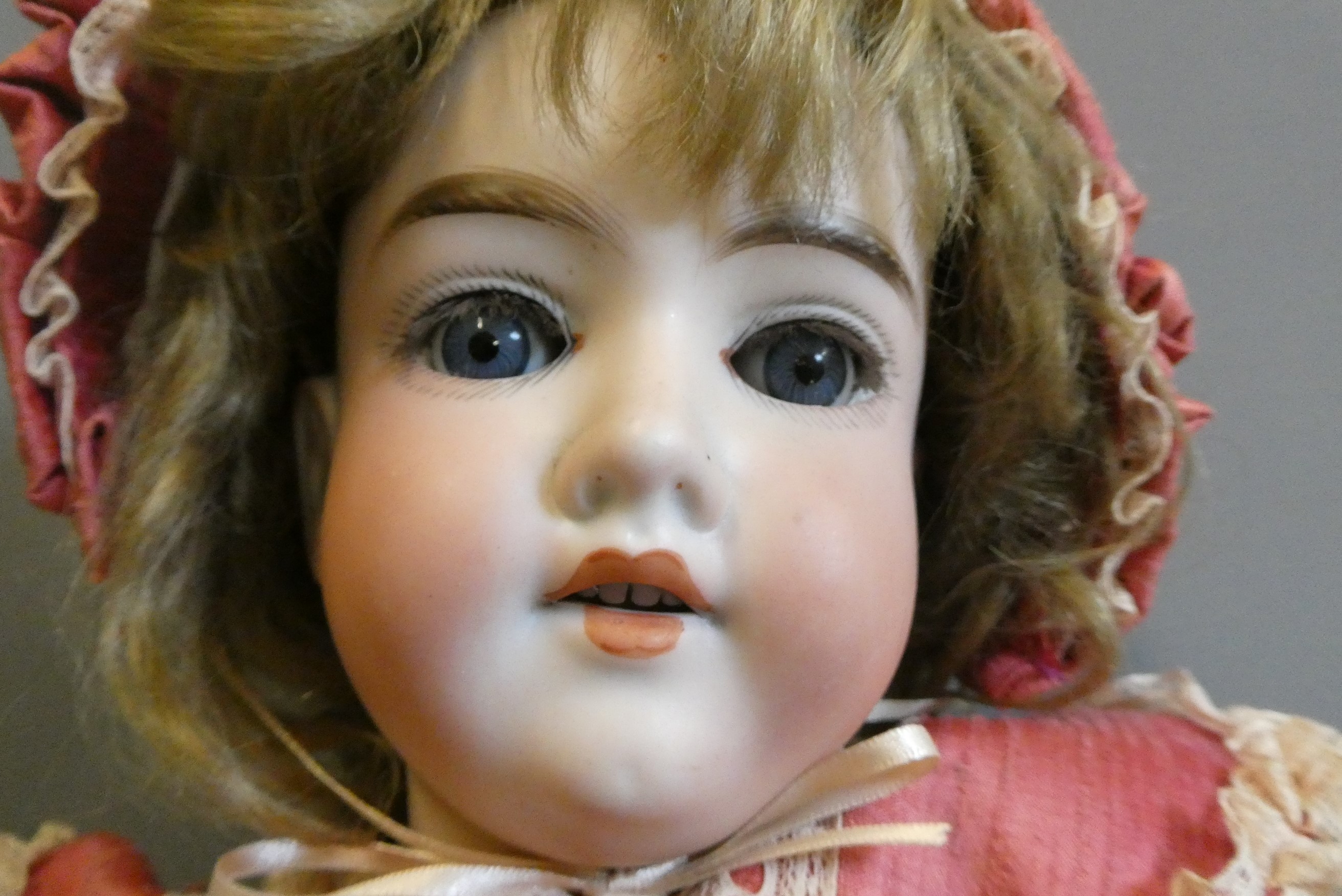 A Cuno & Otto Dressel bisque socket head doll Image