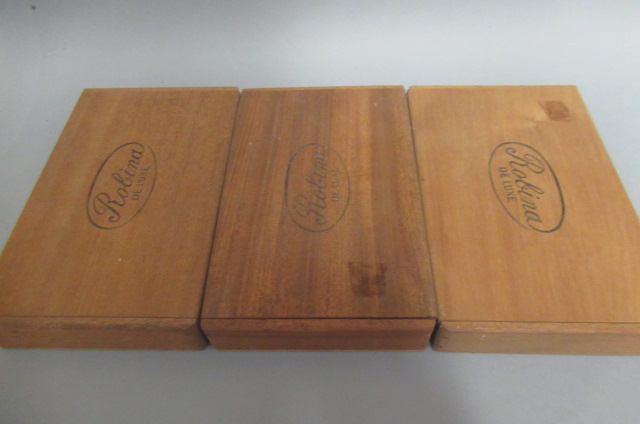 Three boxes of 25 Robina Deluxe cigars Image