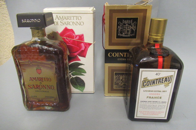 2 boxed bottles of liqueur Image