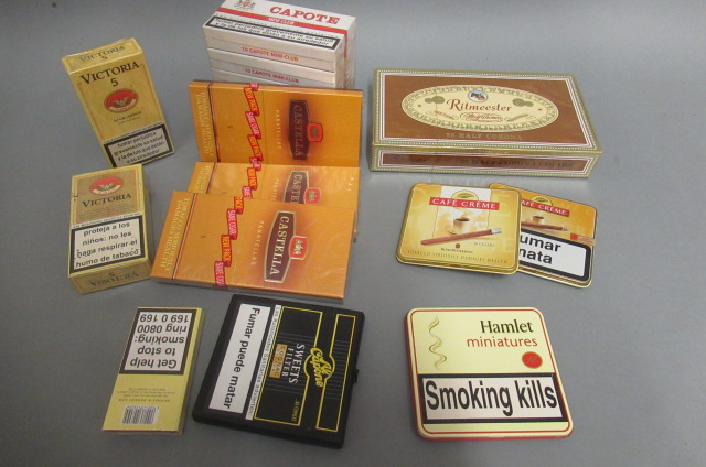An assortment of cigars comprising 1 box of 25 Ritmeester half corona Image