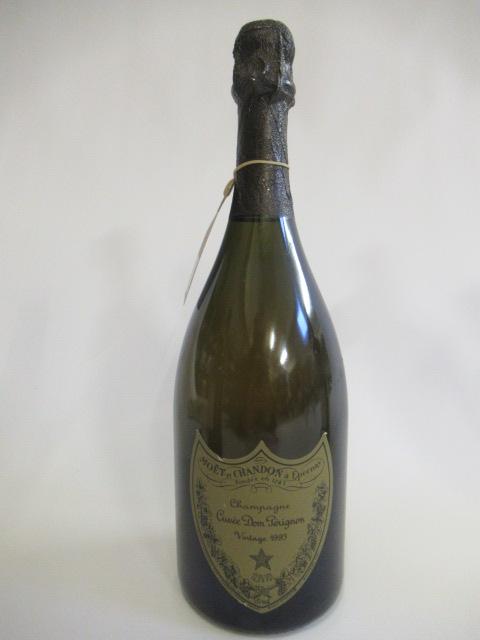 One bottle 1993 Moet et Chandon Dom Perignon Image