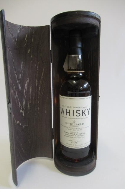 One bottle Bunnahabhain 33yr old Islay single malt whisky Image