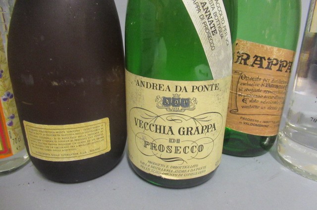 6 mixed bottles of spirits and sparkling wine Image