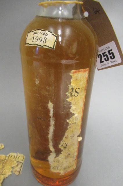 One bottle Knockdhu 1974 Connoisseurs Choice Image