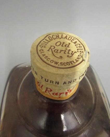 One bottle Old Rarity scotch whisky Image