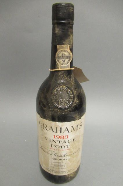 One bottle 1983 Graham's vintage port Image