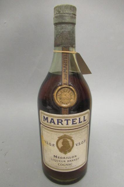 1 bottle Martell 'Medaillon' VSOP cognac Image