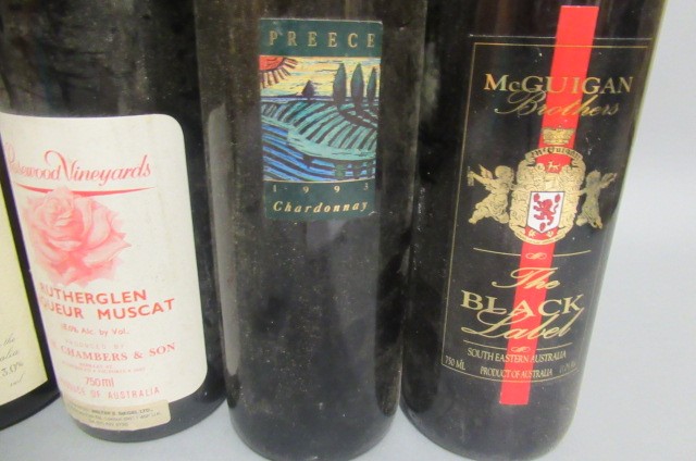 7 bottles & 3 half bottles of Australian wine Image