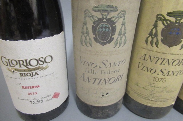 7 bottles of Spanish & Italian wine Image