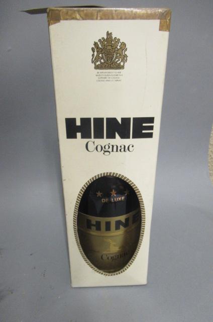 1 litre Hine De Luxe cognac Image