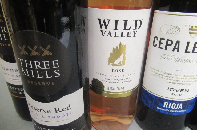 6 bottles of mainly European wine Image