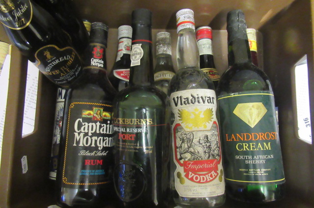 9 mixed bottles of spirits & liqueur Image