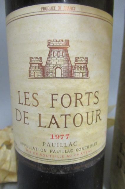 2 bottles Les Forts de Latour Image