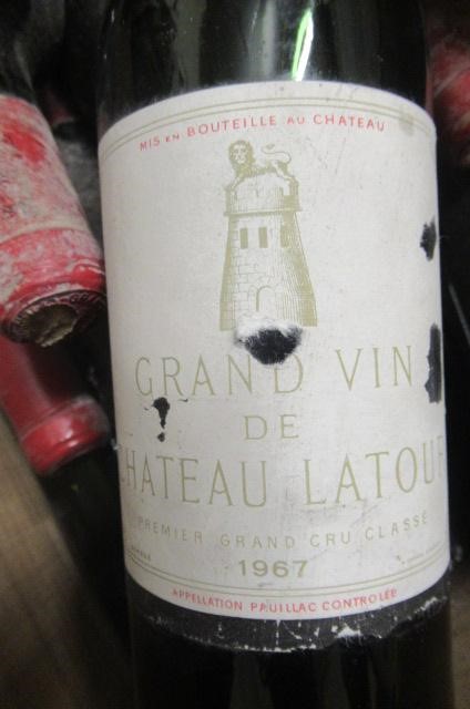 12 bottles Grand Vin De Chateau Latour Image
