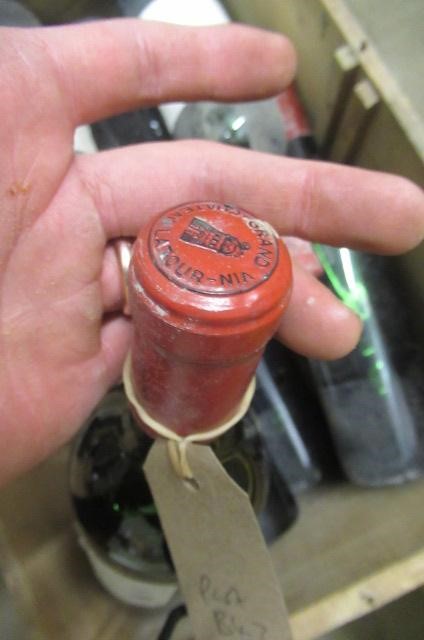 12 bottles Grand Vin De Chateau Latour Image