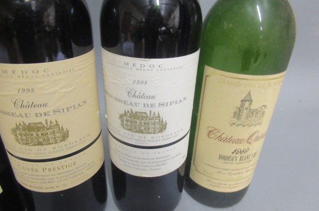10 bottles of Bordeaux Image